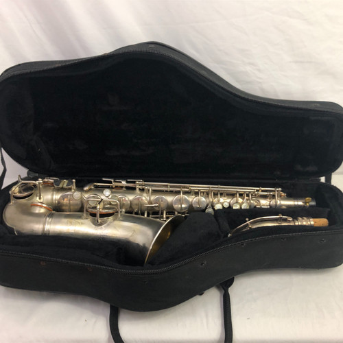 Vist Large View of Product Image Which is Used Conn III9954 A Vintage Alto Saxophone 41128-S000103059