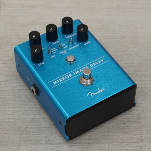 Used Fender Mirror Image Delay Pedal 40015-S000322345