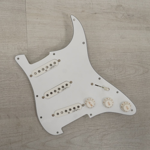 Used Seymour Duncan Hendrix Loaded Pickguard 40015-S000322447