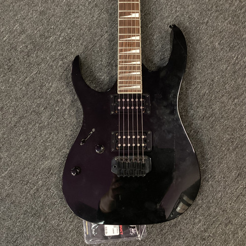 Vist Large View of Product Image Which is Used Ibanez GRX20 Super S Electric Guitar Black 6-String 40111-S000184378