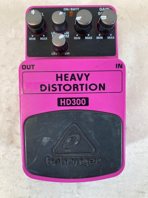 Used Behringer HD300 Heavy Distortion Pedal 41127-S000055815