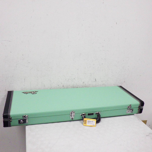 Used Fender Green Hard Guitar Case 40042-S000253174