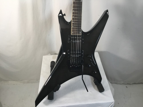Used Jackson WARRIOR JS32 Pointy Electric Guitar Black 6-String 40012-S000298173