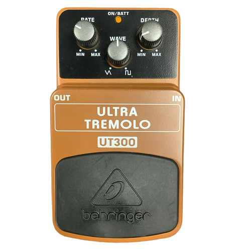 Used Behringer UT300 TREMELO Guitar Effect 40083-S000150491