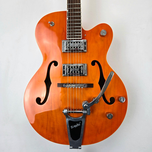 Vist Large View of Product Image Which is Used Gretsch G5120 Electromatic Semi-hollow Electric Guitar Orange 6-String 41124-S000201533