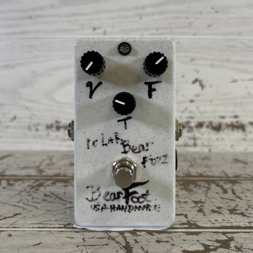 Vist Large View of Product Image Which is Used - BEARFOOT FX POLAR BEAR FUZZ Fuzz Pedal 40087-S000228126