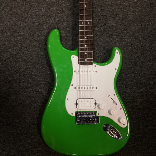 Used Squier SONIC STRATOCASTER HSS S Type Electric Guitar Green 6-String 40111-S000184701