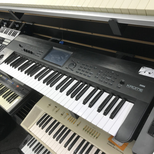 Used Korg KROME 61 61-Key Synthesizer 61-Key 41125-S000038396