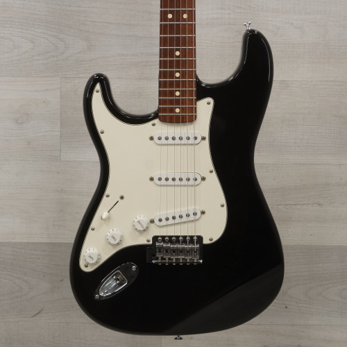 Used Fender Standard Stratocaster Electric Guitar Black 40015-S000323618