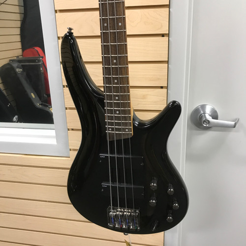 Used Ibanez SR300 Modern Metal Bass Guitar Black 4-String 41125-S000038423