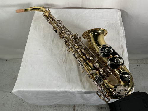 Vist Large View of Product Image Which is Used Selmer SIGNET Alto Saxophone