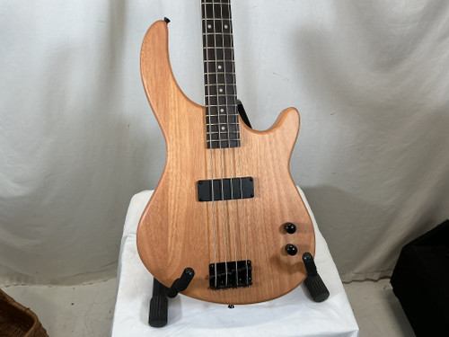 Vist Large View of Product Image Which is Used Dean 4 STRING BASS Bass Guitar Natural 4-String 40012-S000298831