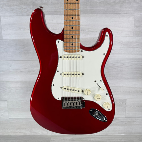 Vist Large View of Product Image Which is Used Squier Standard Series Stratocaster - Red 40112-S000176611