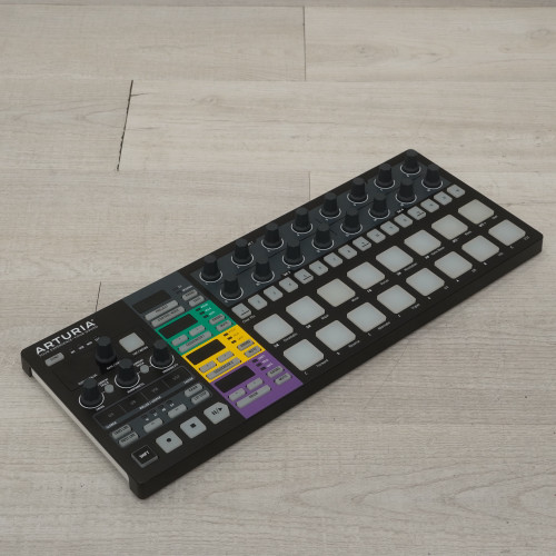 Vist Large View of Product Image Which is Used Arturia Beatstep Pro 49-Key Controller 40015-S000323910