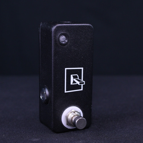 Vist Large View of Product Image Which is Used JHS Pedals MUTE SWITCH Guitar Effects Pedal 40123-S000127736