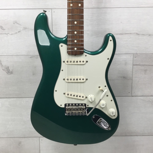Used Fender AVRI 62 Stratocaster 1998 S Type Electric Guitar Sherwood Green 40051-S000113963
