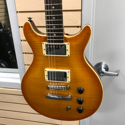 Vist Large View of Product Image Which is Used Hamer SLAMMER MIK Vintage Double Cutaway Electric Guitar Cherry Sunburst 6-String 41125-S000038507
