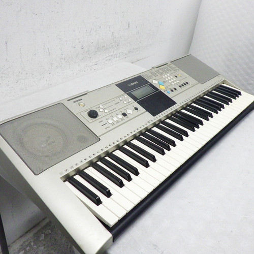 Used Yamaha YPT-320 61-Key Keyboard 40042-S000254846