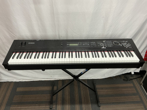 Used Yamaha SO8 88-Key Synthesizer 88-key 40012-S000299655