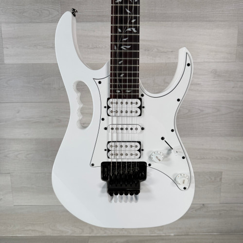 Used Ibanez Steve Vai Signature JEMJR - White 40112-S000177129