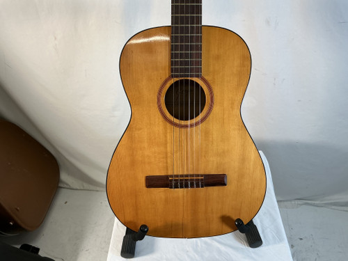 Vist Large View of Product Image Which is Used AS-IS Goya G-10 CLASSICAL Vintage Solid Top Acoustic Guitar Natural 40012-S000300088