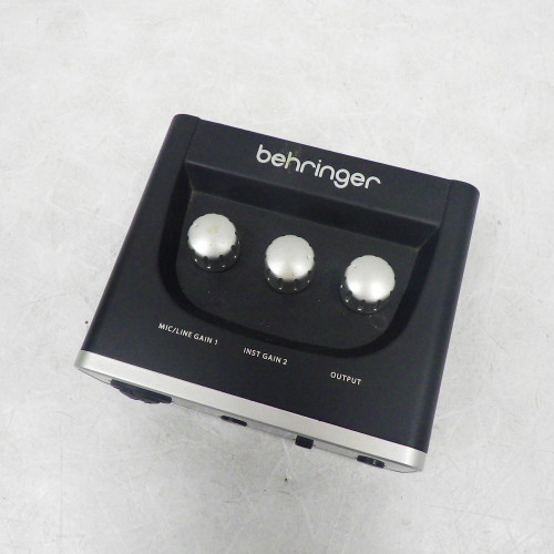 Used Behringer U-Phoria UM2 Interface 40042-S000255482