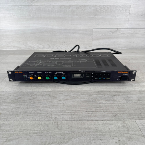 Used Roland SDE-1000 - Digital Delay 40112-S000177275