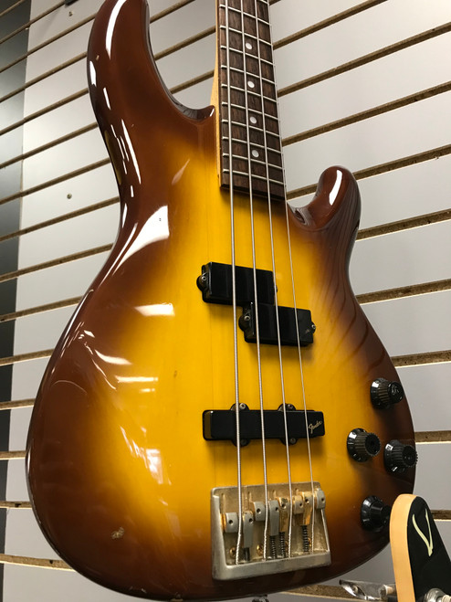 Used Fender PRECISION BASS LYTE Vintage P Type Bass Guitar Tobacco Sunburst 4-String 41123-S000109956