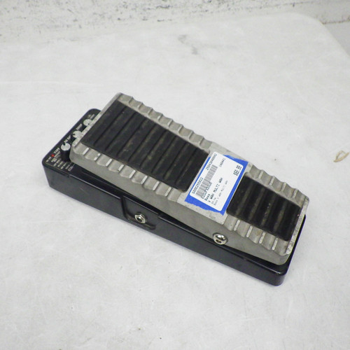 Used Boss v Wah Multi Pedal 40042-S000255922