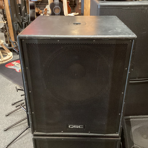 Used QSC HPR151I SUBWOOFER Powered Sub 40111-S000186271