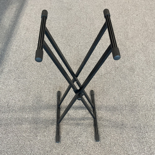 Used HAMILTON DOUBLE BRACED KEYBOARD STAND 41106-S000092471