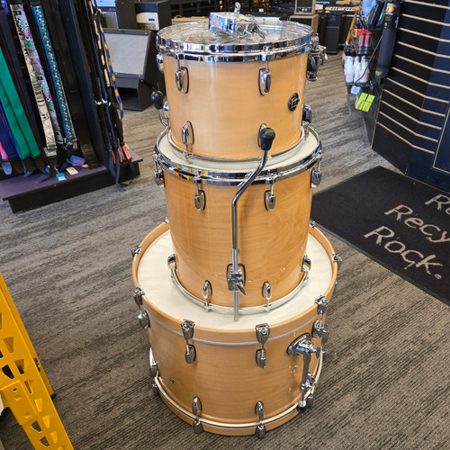 Used Gretsch RENOWN 3PC SHELLS 24/16/13 Drum Shell Kit Natural 41124-S000203364