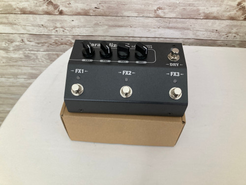 Used MUSICOM LAB PARALLELIZER II Guitar Effects Pedal 41112-S000096756