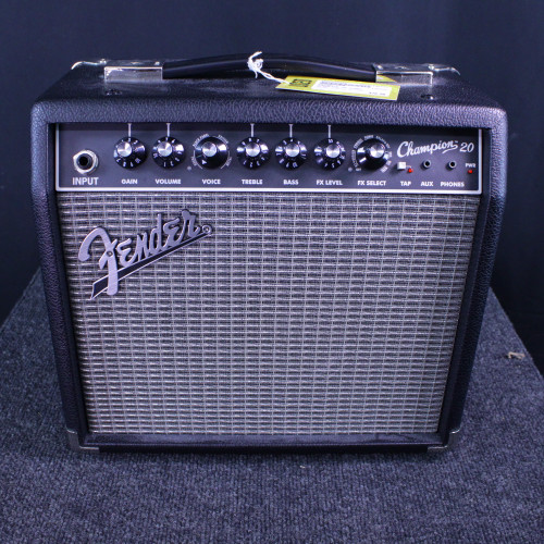 Used Fender CHAMPION 20 COMBO 1 x 8 Solid State Amplifier 1 x 8 40123-S000129428