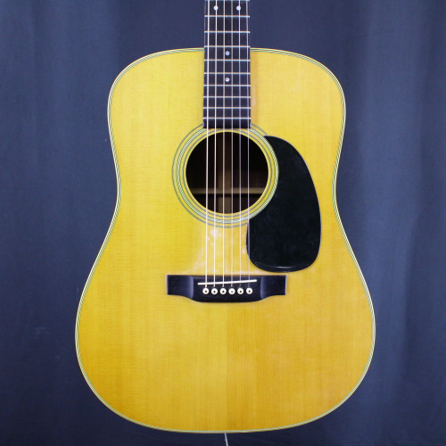 Used Martin D-28 1972 W/ OHSC Vintage Solid Top Acoustic Guitar Natural 40123-S000129476