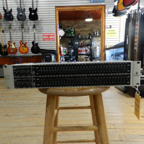 Vist Large View of Product Image Which is Used Behringer ULTRA-GRAPH PRO GEQ3102 Equalizer