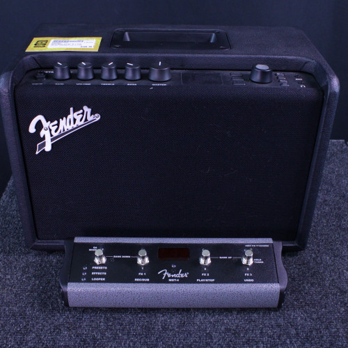 Used Fender MUSTANG GT40 W/FTSW Solid State Guitar Combo Other 40123-S000129526