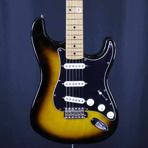 Used Fender STRAT USA BODY MIM NECK C SHOP PICKUPS S Type Electric Guitar Sunburst 6-String 40123-S000129538