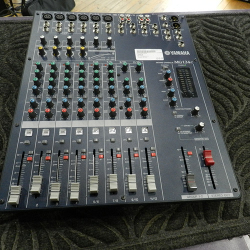 Used Yamaha MG124C Mixing Console 40105-S000075982
