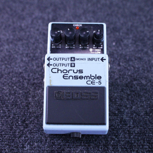 Used Boss CE-5 CHORUS ENSEMBLE Chorus Pedal 40123-S000129626