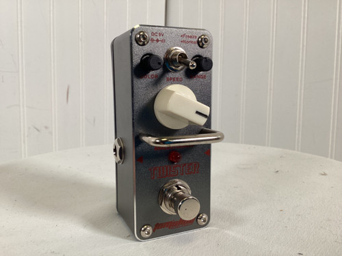 Vist Large View of Product Image Which is Used TOMS LINE ATR-3 TWISTER Flanger Pedal