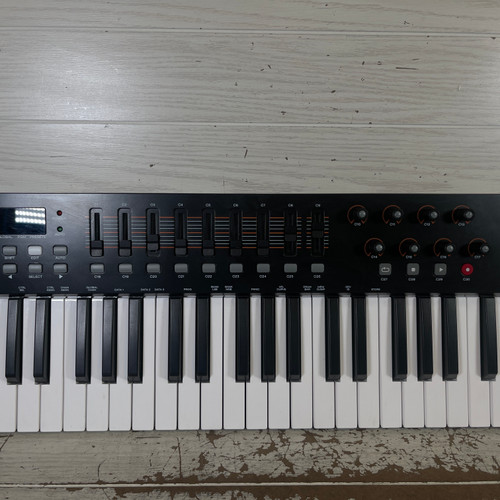 Vist Large View of Product Image Which is Used - M-Audio OXYGEN 61 61-Key Controller