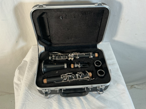 Vist Large View of Product Image Which is Used ETUDE ECL-200 Resonite Clarinet 40012-S000301918