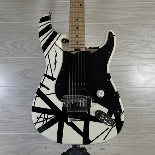 Used EVH STRIPED SERIES Super S Electric Guitar Custom Graphics 6-String 40087-S000231164