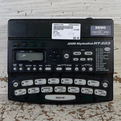 Used - Zoom RT-223 Compact Drum Machine 40087-S000231252