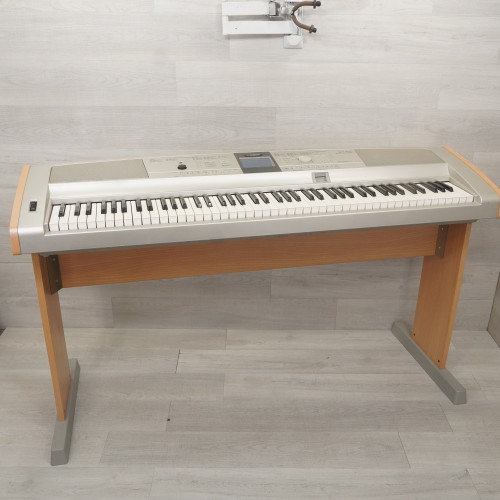 Used Yamaha DGX-505 88-Key Keyboard - Local Pickup Only 40015-S000327012