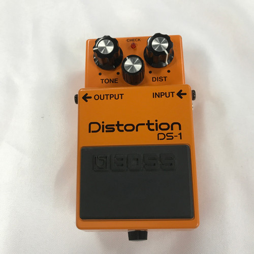 Used Boss DS-1 DISTORTION Distortion Pedal 41125-S000039085