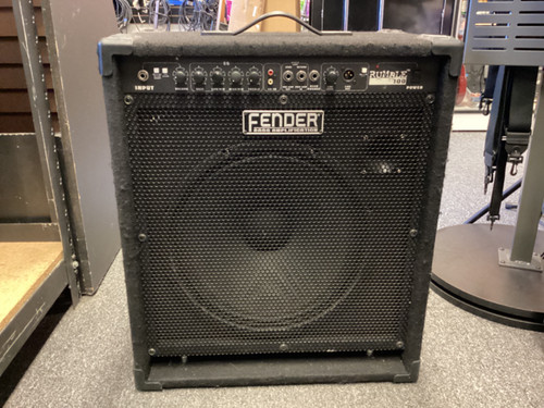 Vist Large View of Product Image Which is Used Fender RUMBLE 100 CARPET 1 x 15 Bass Guitar Cabinet 1 x 15