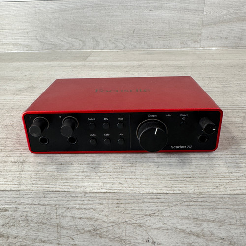 Used Focusrite Scarlett 2i2 4th Gen - USB Audio Interface 40112-S000178051