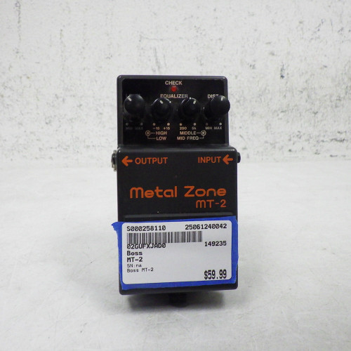 Used Boss MT-2 Distortion Pedal 40042-S000258110